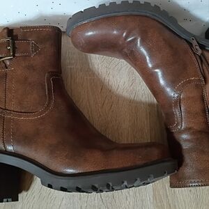 FRYE AND CO. Brown Leather Combat Boots